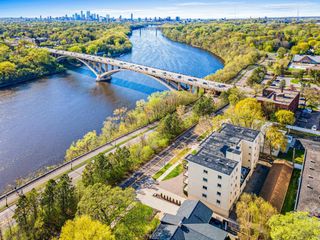 200 N Mississippi River Boulevard 2A, Saint Paul, MN 55104