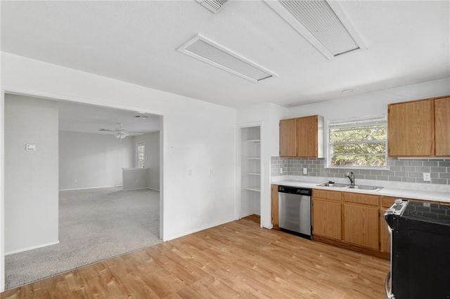 3774 N Bagdad RD, Leander, TX 78641