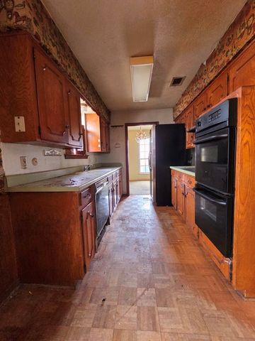 5505 Spruce View Drive, Dallas, TX 75232