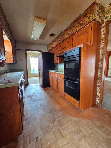 5505 Spruce View Drive, Dallas, TX 75232