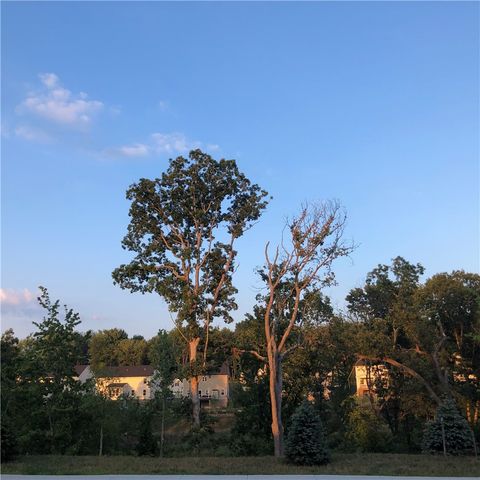 112 Hamilton Dr, Pine Twp, PA 15090