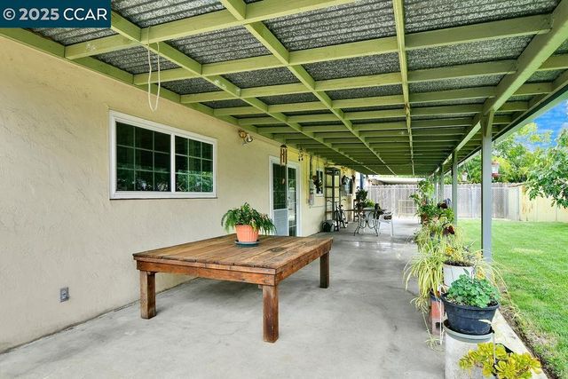 214 Don Carlos Avenue, Stockton, CA 95210