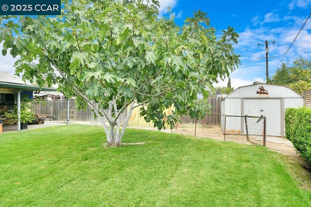 214 Don Carlos Avenue, Stockton, CA 95210