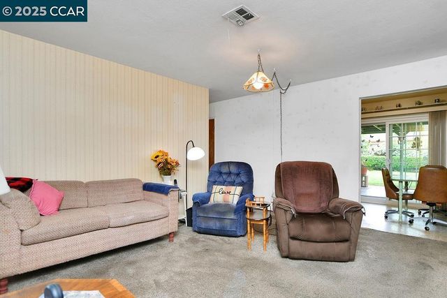 214 Don Carlos Avenue, Stockton, CA 95210