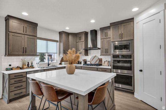 10954 S COASTAL DUNE DR, South Jordan, UT 84009