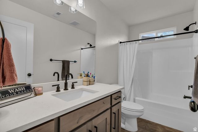 10954 S COASTAL DUNE DR, South Jordan, UT 84009