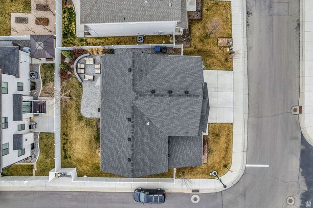 10954 S COASTAL DUNE DR, South Jordan, UT 84009