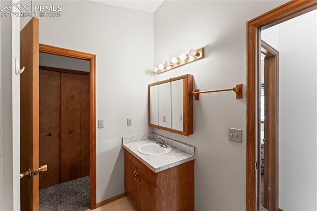 485 Donzi Trail, Florissant, CO 80816