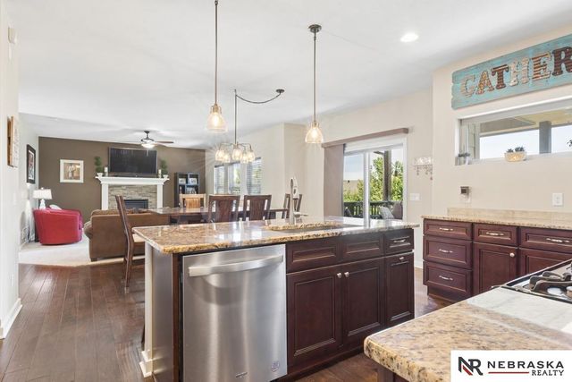 2331 Big Sky Drive, Papillion, NE 68046