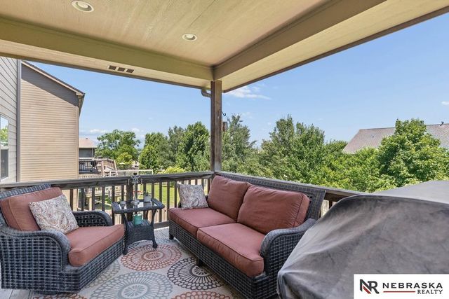 2331 Big Sky Drive, Papillion, NE 68046