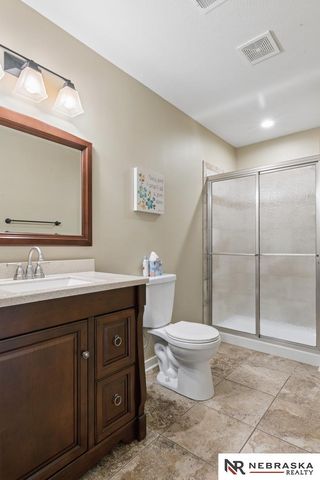 2331 Big Sky Drive, Papillion, NE 68046