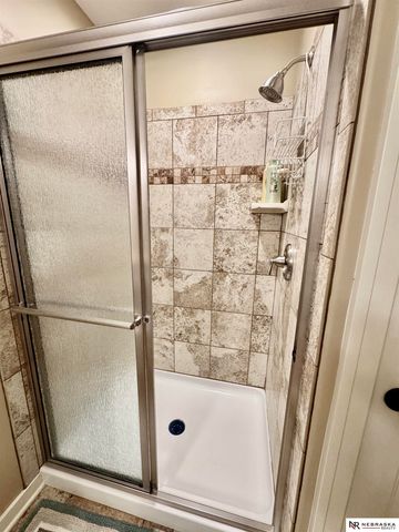 2331 Big Sky Drive, Papillion, NE 68046