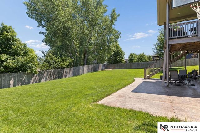 2331 Big Sky Drive, Papillion, NE 68046