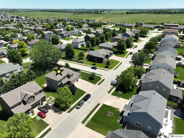2331 Big Sky Drive, Papillion, NE 68046