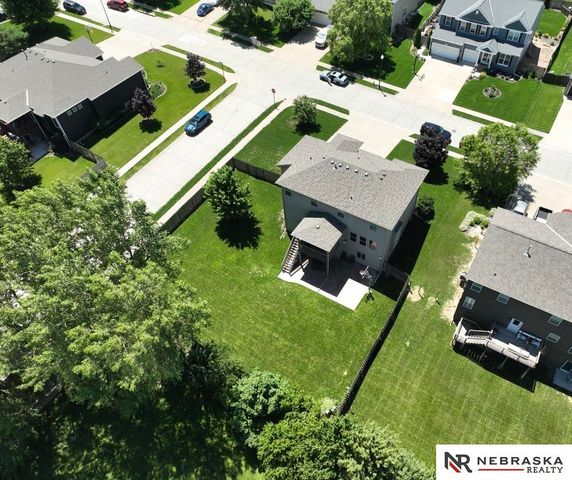 2331 Big Sky Drive, Papillion, NE 68046