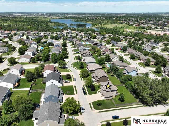 2331 Big Sky Drive, Papillion, NE 68046