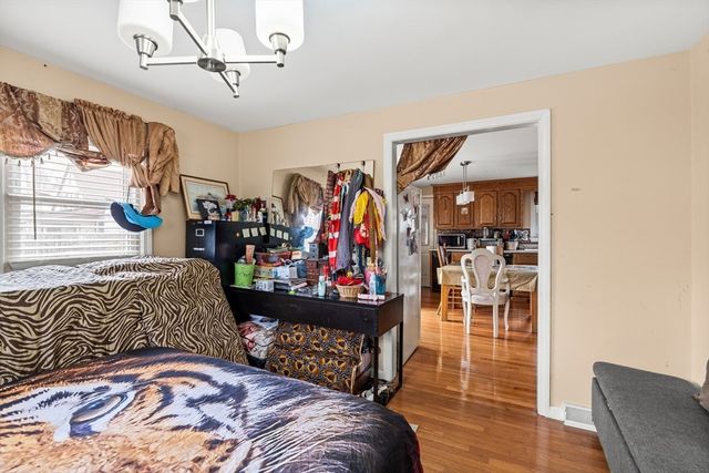 54 Shirley Ave, Lowell, MA 01854