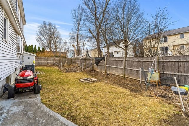 54 Shirley Ave, Lowell, MA 01854