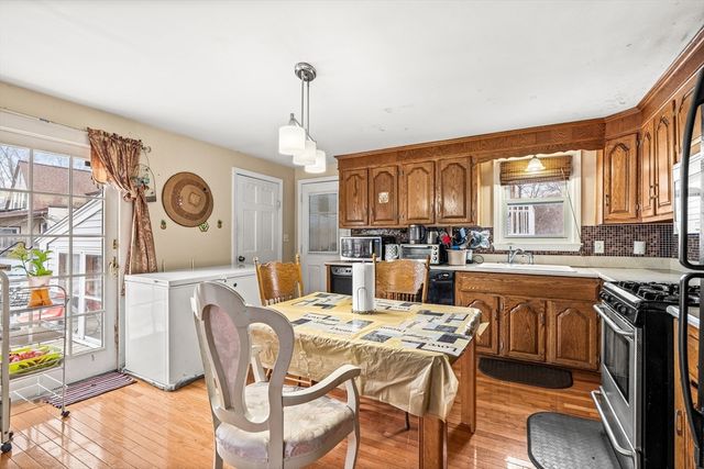 54 Shirley Ave, Lowell, MA 01854