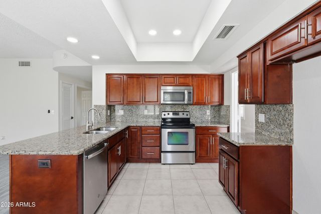 16025 S 43RD Place, Phoenix, AZ 85048