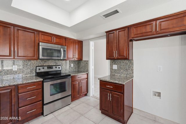 16025 S 43RD Place, Phoenix, AZ 85048