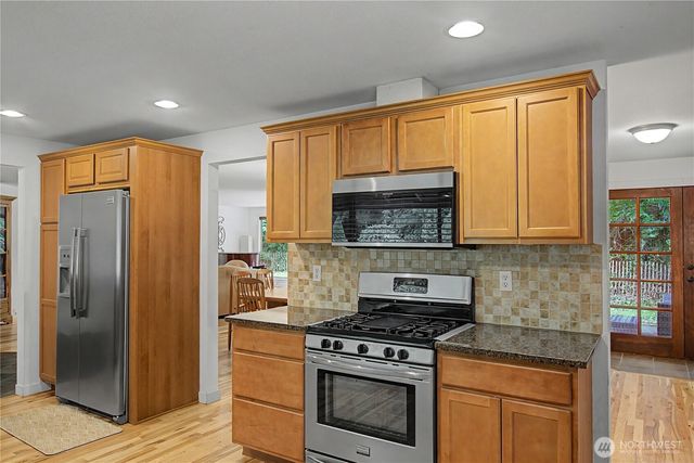 4642 Claridge Drive SE, Olympia, WA 98501