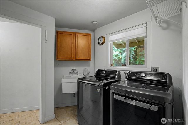 4642 Claridge Drive SE, Olympia, WA 98501