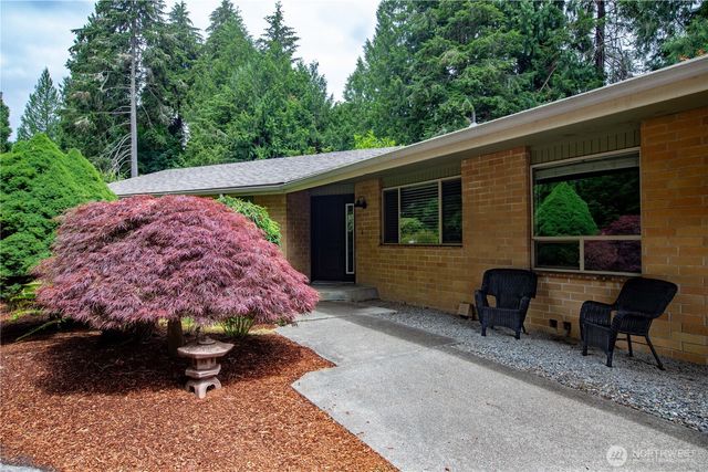 4642 Claridge Drive SE, Olympia, WA 98501