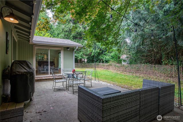 4642 Claridge Drive SE, Olympia, WA 98501