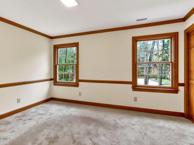 10 Elmstead Place, Chapel Hill, NC 27517