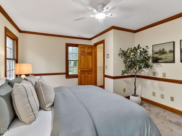 10 Elmstead Place, Chapel Hill, NC 27517