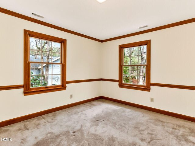 10 Elmstead Place, Chapel Hill, NC 27517