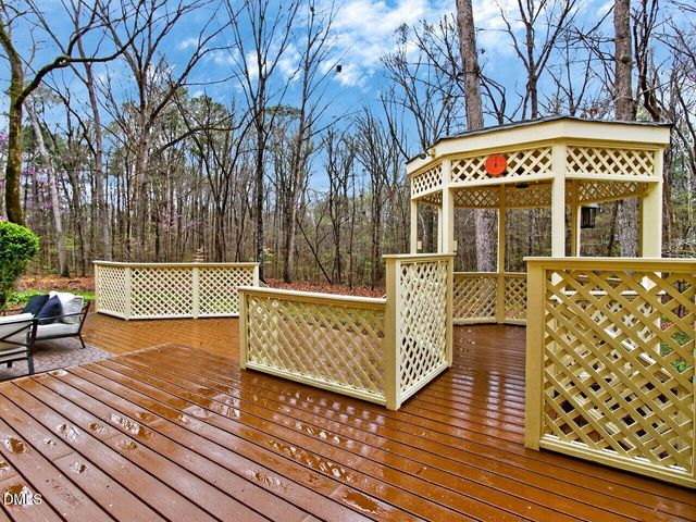 10 Elmstead Place, Chapel Hill, NC 27517