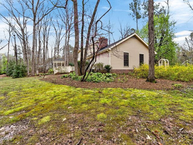 10 Elmstead Place, Chapel Hill, NC 27517