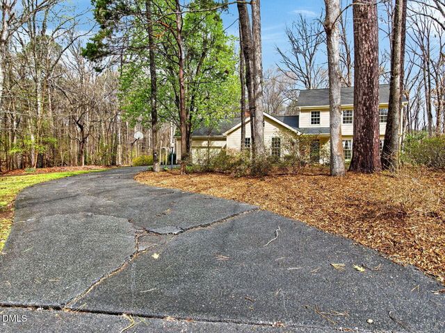 10 Elmstead Place, Chapel Hill, NC 27517