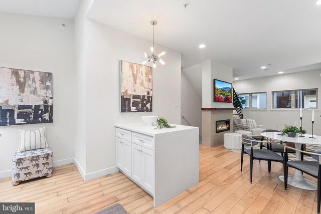 226 MERCER ST, Philadelphia, PA 19125