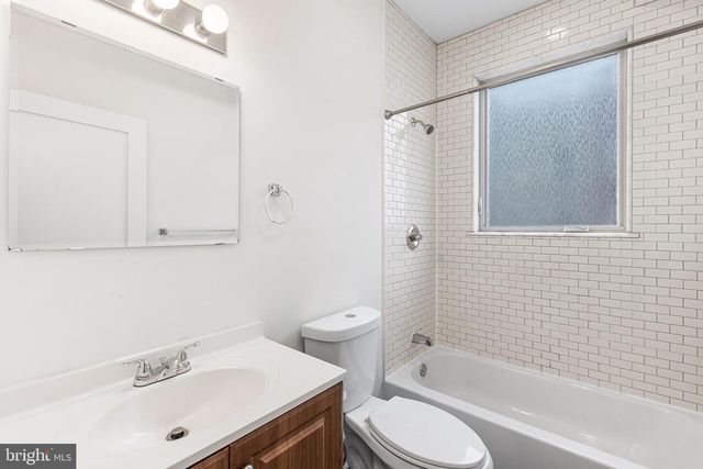 226 MERCER ST, Philadelphia, PA 19125