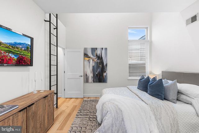 226 MERCER ST, Philadelphia, PA 19125