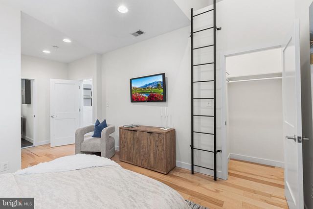 226 MERCER ST, Philadelphia, PA 19125