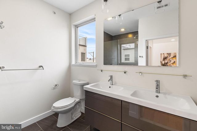 226 MERCER ST, Philadelphia, PA 19125