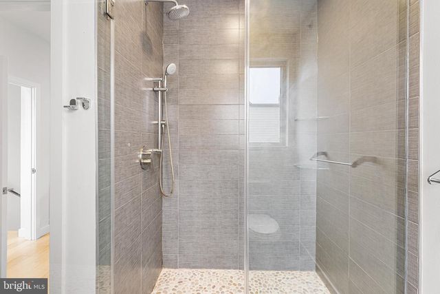 226 MERCER ST, Philadelphia, PA 19125