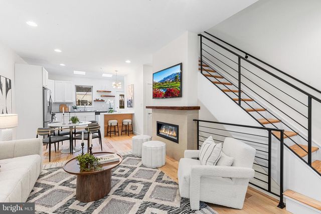 226 MERCER ST, Philadelphia, PA 19125