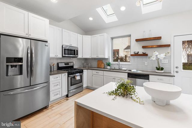 226 MERCER ST, Philadelphia, PA 19125