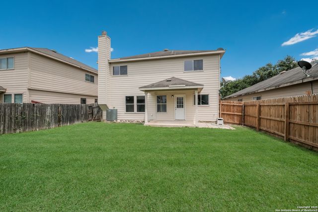 7827 Oakdale Park, San Antonio, TX 78254