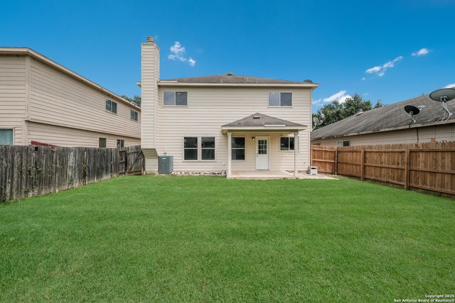 7827 Oakdale Park, San Antonio, TX 78254