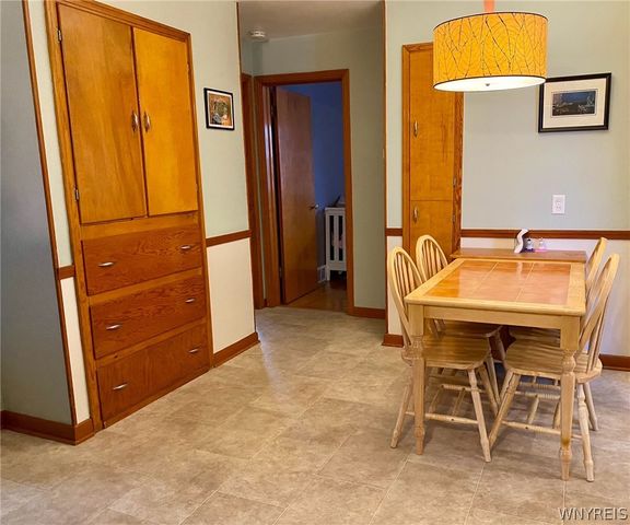 5408 Maelou Drive, Hamburg, NY 14075