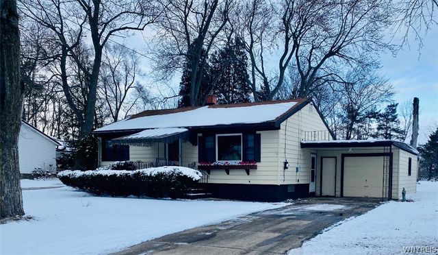 5408 Maelou Drive, Hamburg, NY 14075