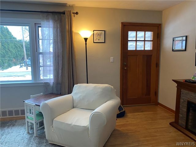 5408 Maelou Drive, Hamburg, NY 14075