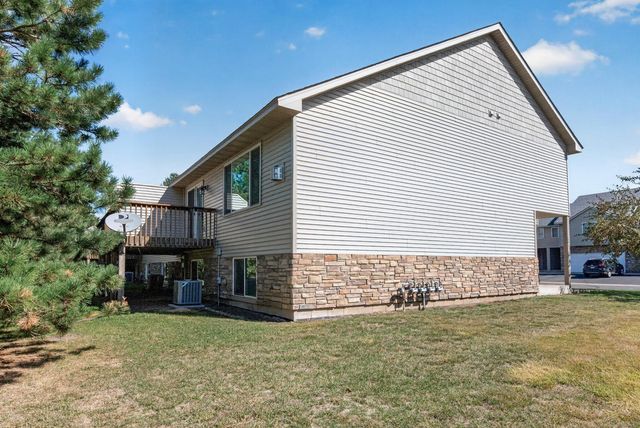 16065 Flagstaff Avenue W, Rosemount, MN 55068