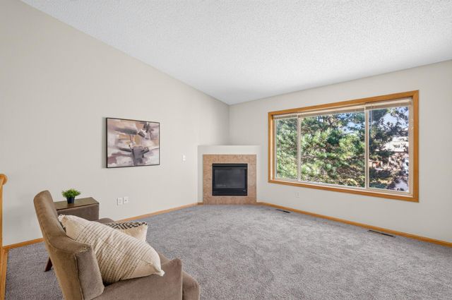 16065 Flagstaff Avenue W, Rosemount, MN 55068